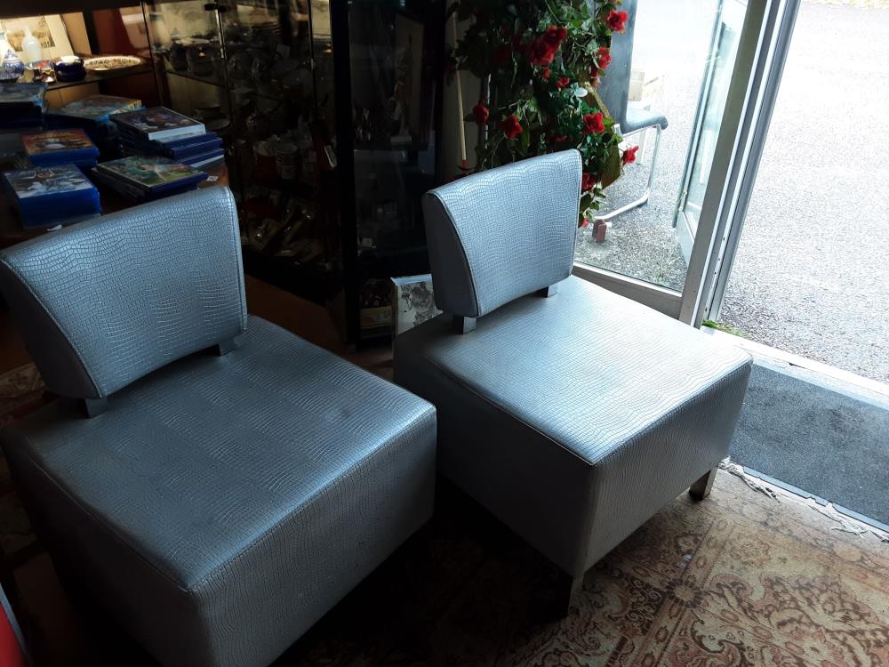 FAUTEUIL GRIS MB 