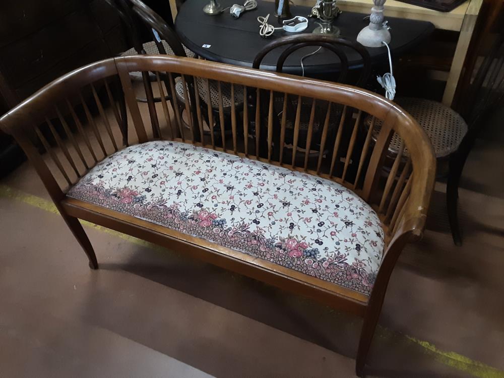 BANQUETTE MERISIER ASSISE TISSU FLEURIS