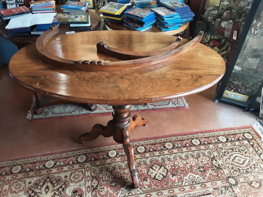 TABLE VIOLON DANS L'ETAT 