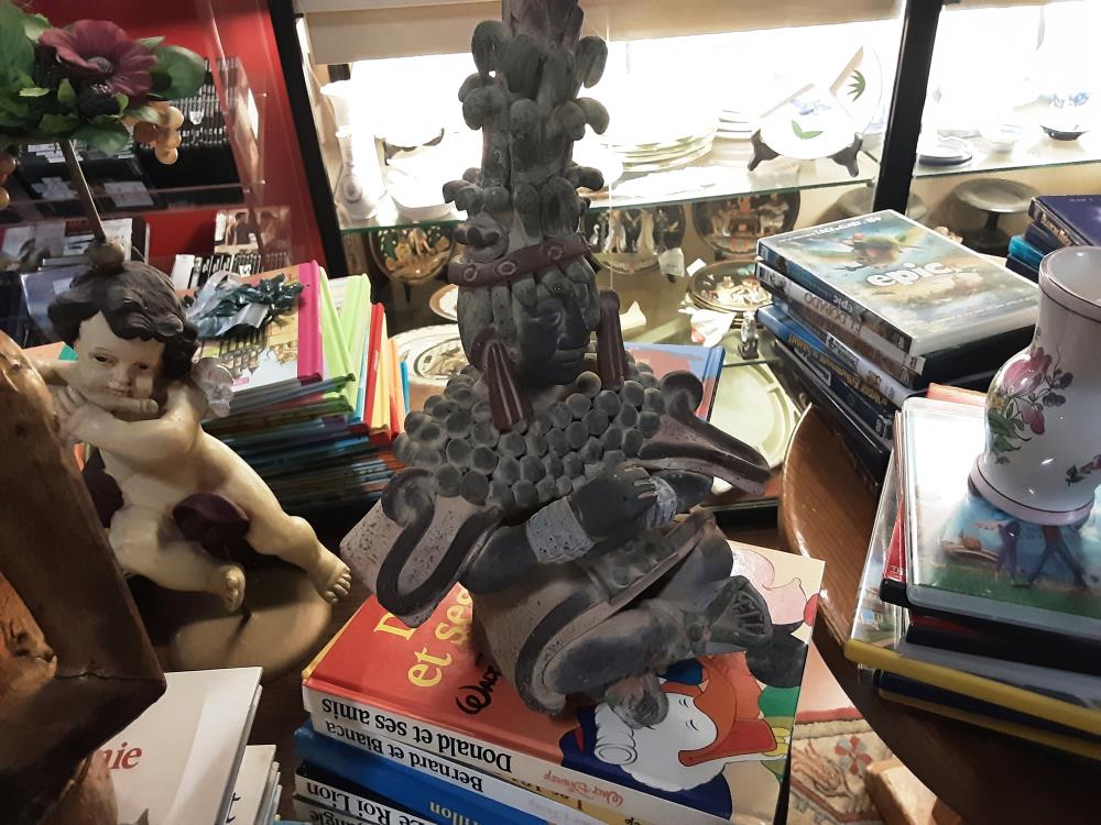 STATUETTE INDONESIENNE