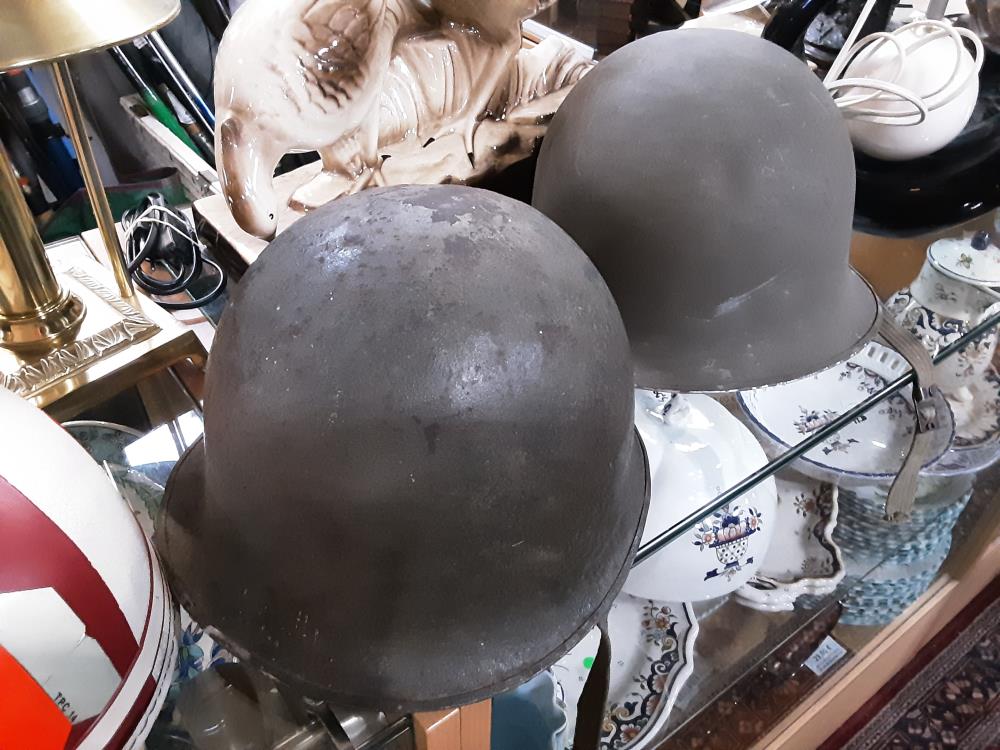 CASQUE MILITAIRE ANNEE 50