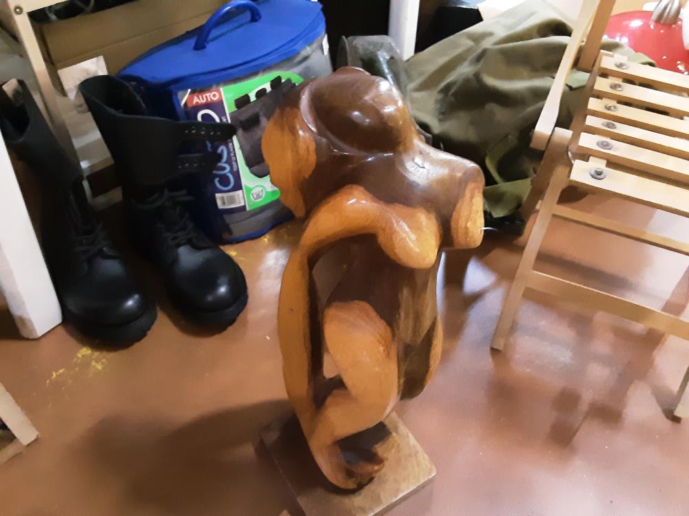 STATUETTE FEMME BOIS