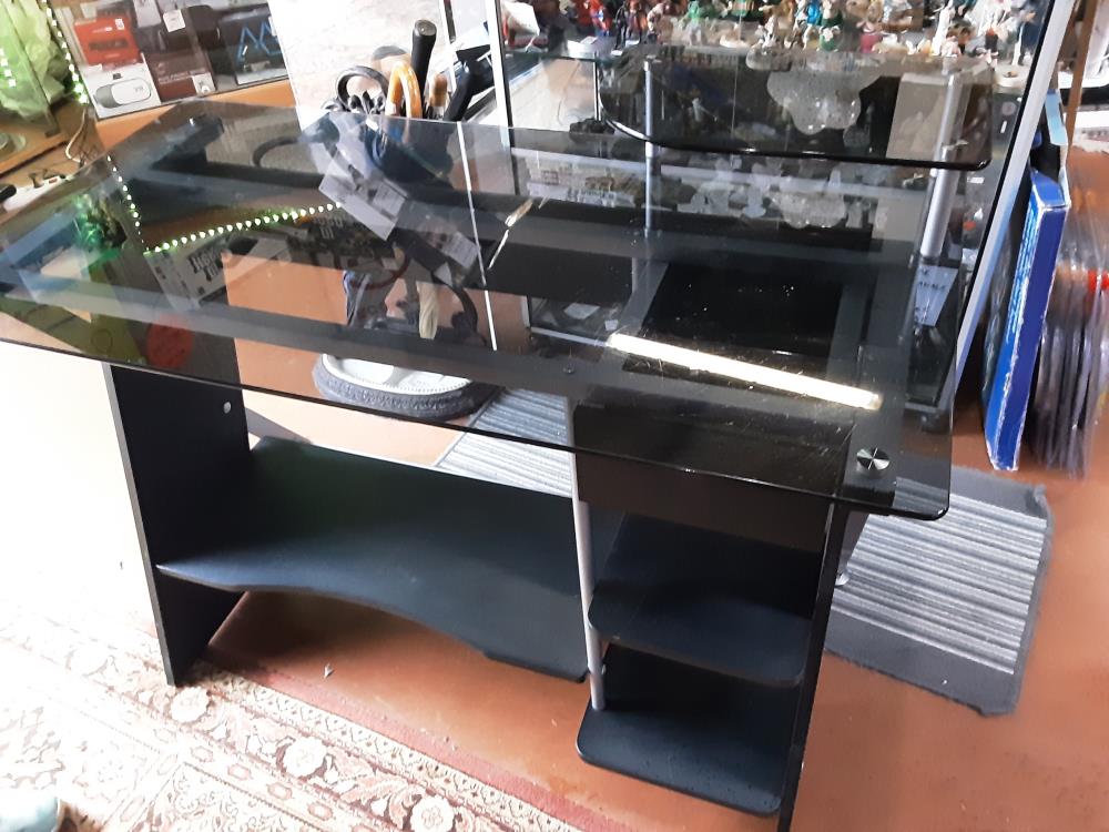 BUREAU NOIR PLATEAU VERRE