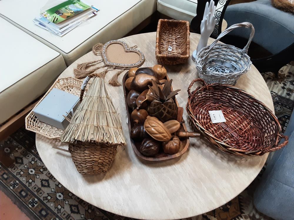 TABLE BASSE PLATEAU MARBRE CLAIR PN 799