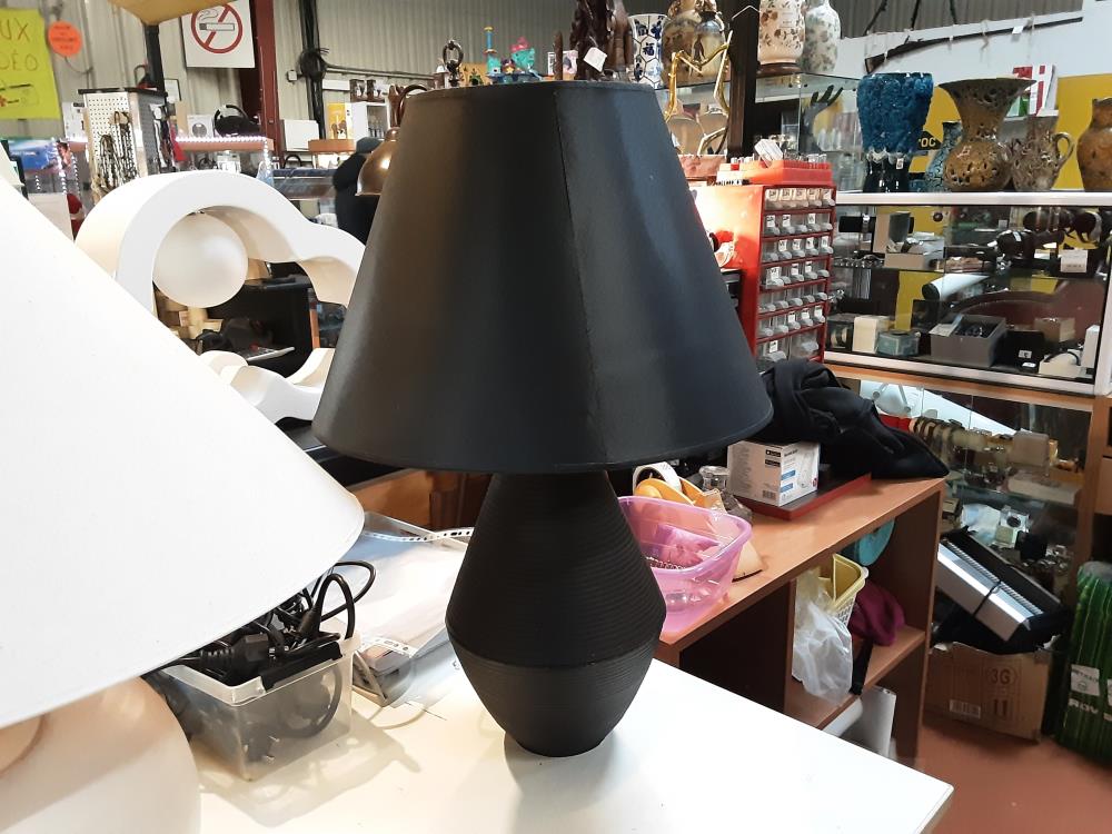 LAMPE NOIR