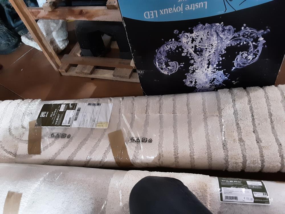 TAPIS BEIGE 1M20X1M70 PN : 99€