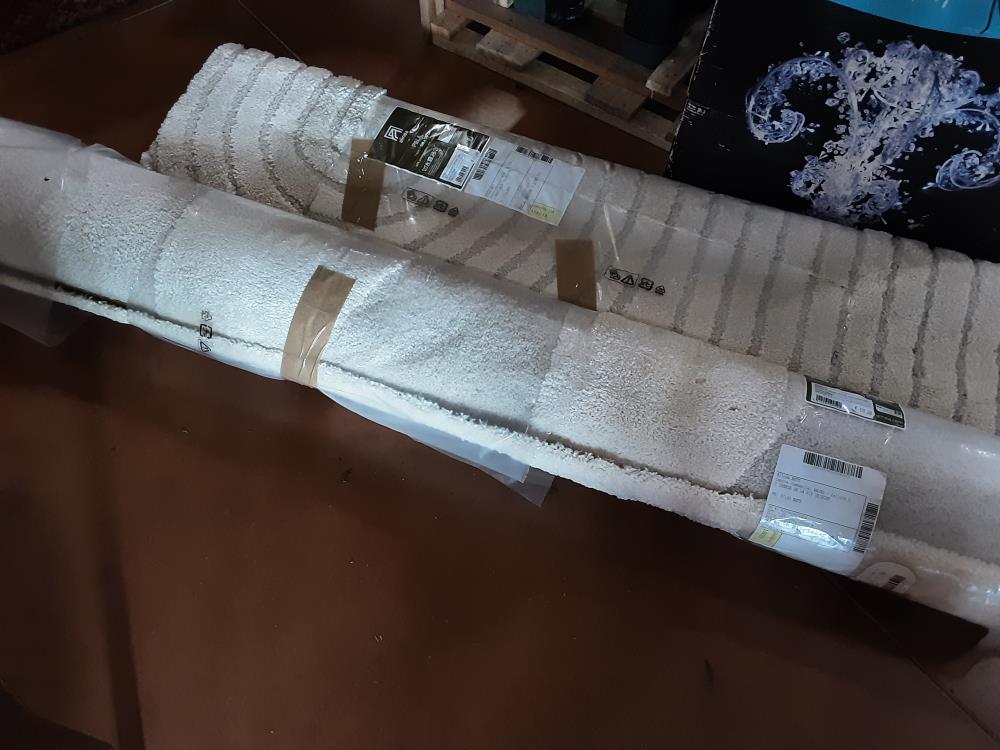 TAPIS BEIGE CLAIRE 1M60X2M30 PN : 179€