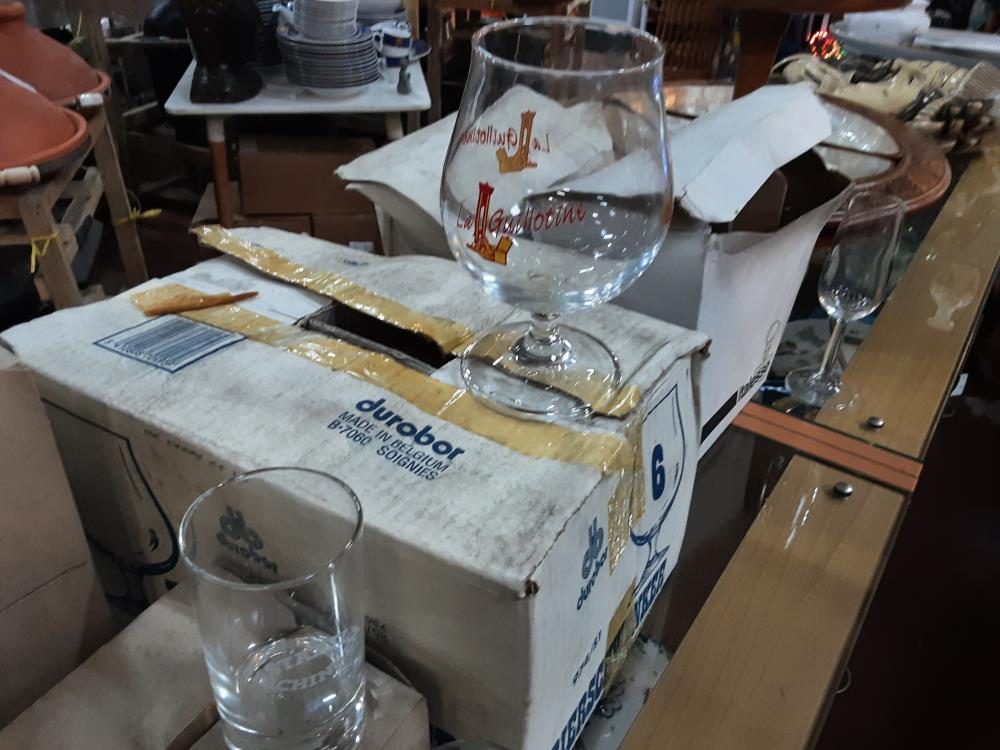 LOT DE 6 VERRES LA GUILLOTINE