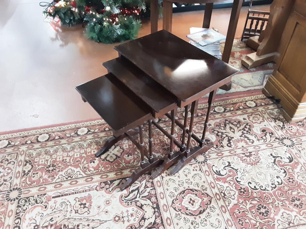 TABLE GIGOGNE BOIS FONCÉ