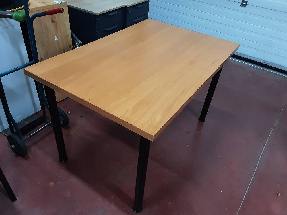 TABLE DE BUREAUTIQUE BOIS CLAIR