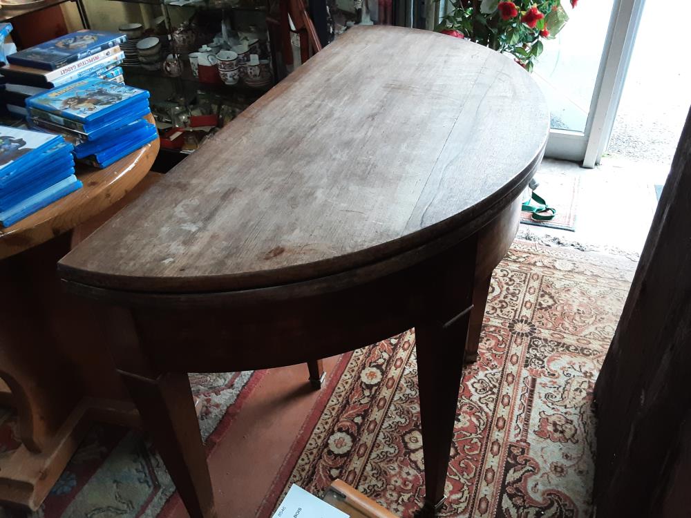 TABLE DEMI-LUNE NOYER
