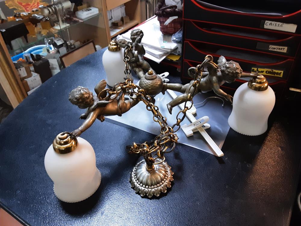 LUSTRE ANGES 3 FEUX BRONZE