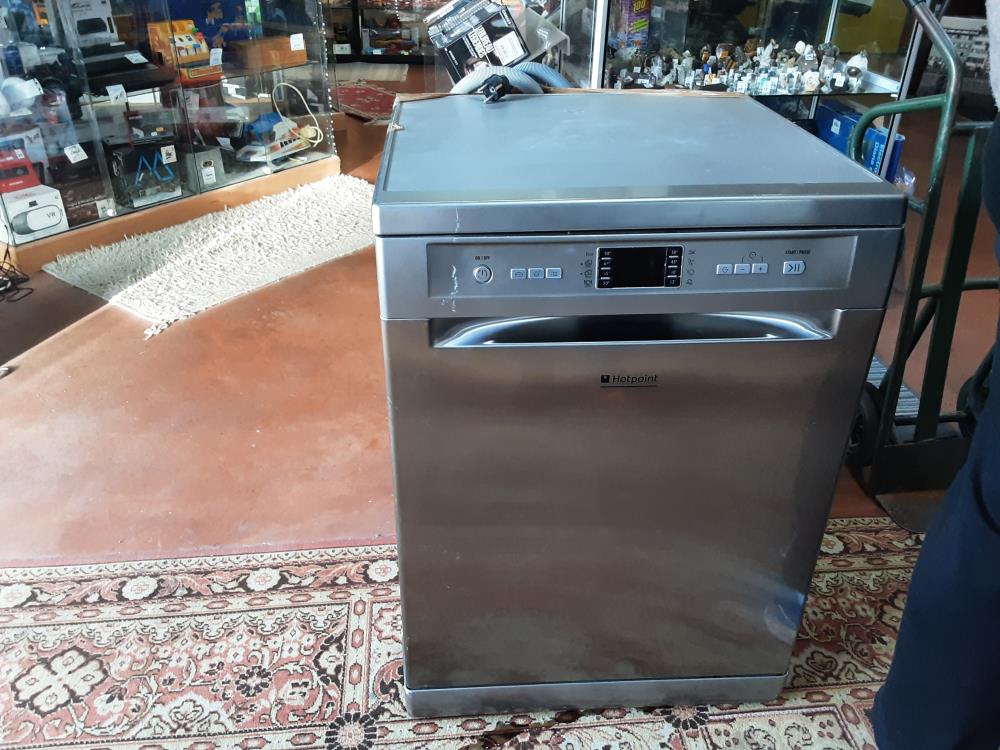 LAVE VAISSELLE GRIS HOTPOINT