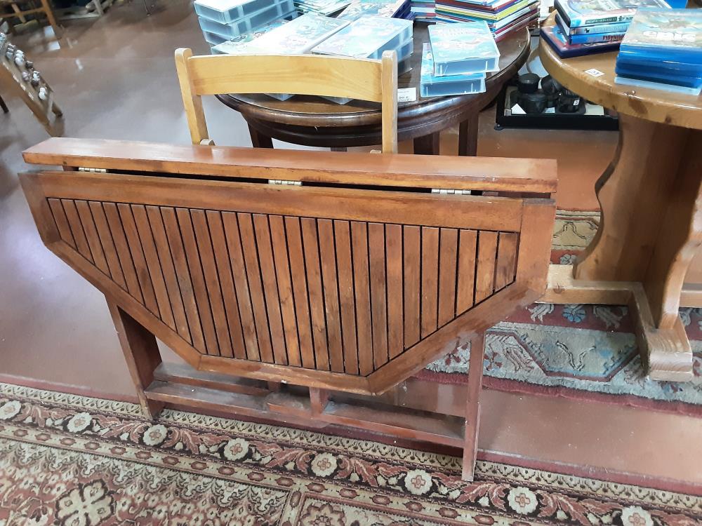 TABLE PLIANTE BOIS