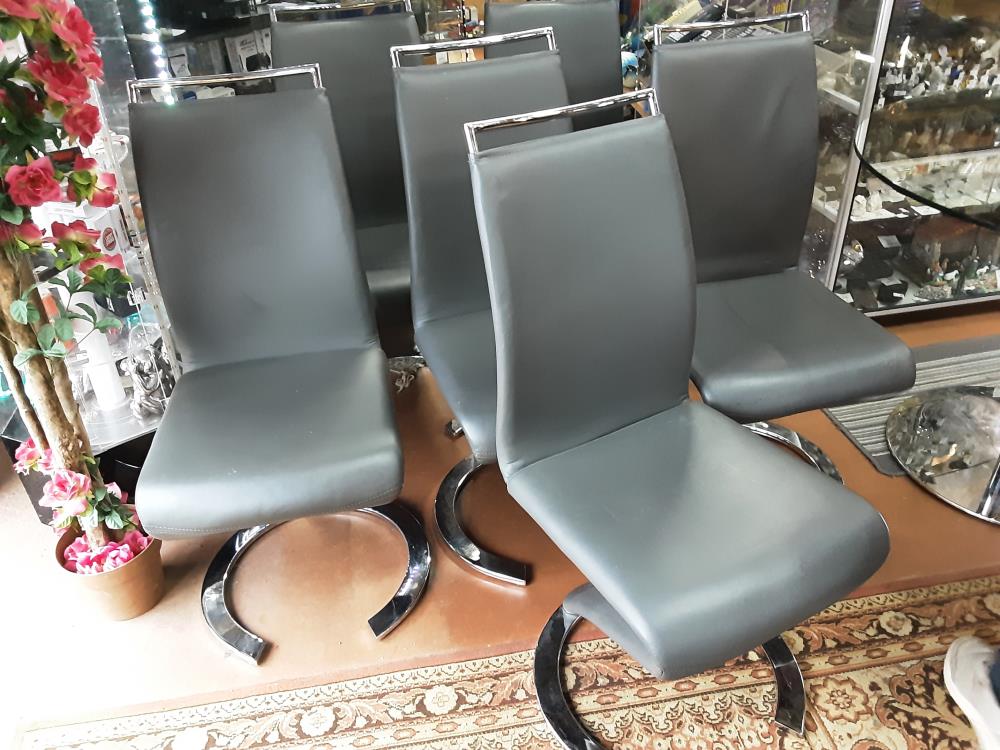 LOT DE 6 CHAISES SKAÏ GRISE