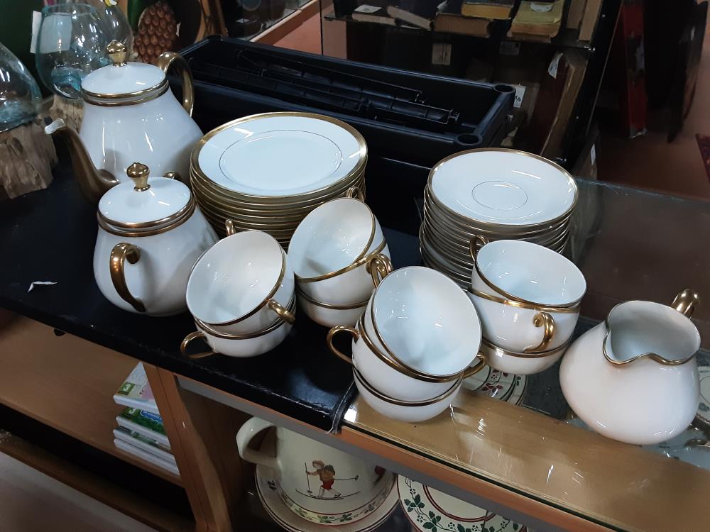 SERVICE LIMOGES BLANC DORE