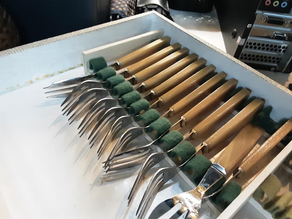 LOT DE 12 FOURCHETTES 