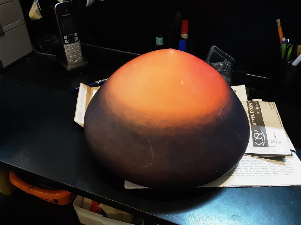 PÂTE DE VERRE SIGNÉE 