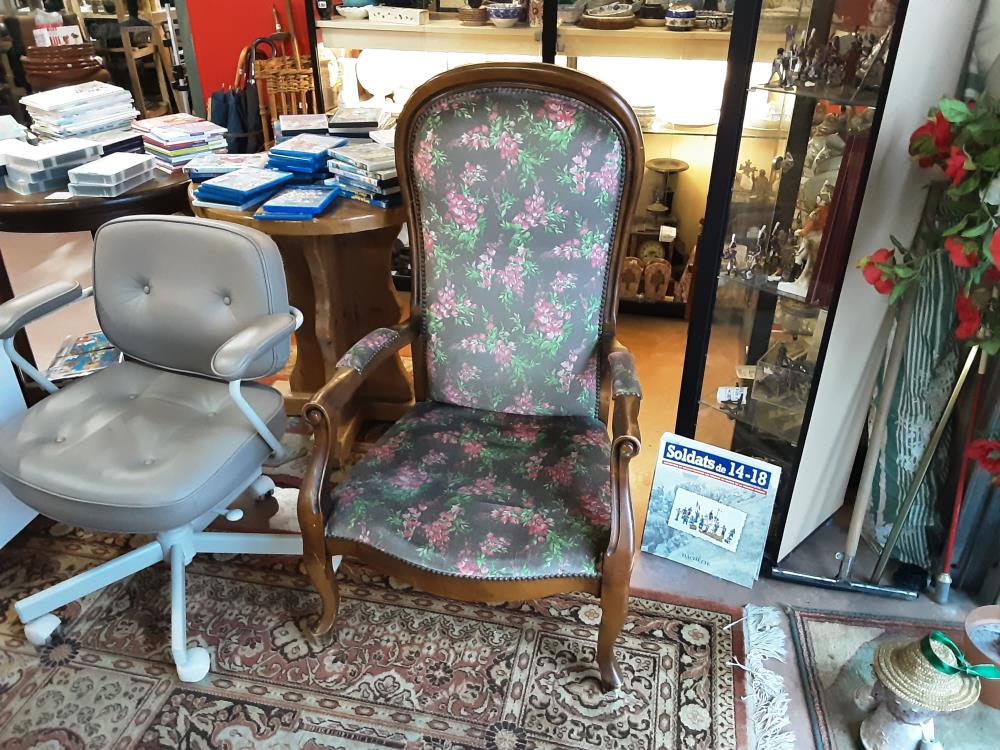 VOLTAIRE BOIS TISSUS FLEURIES