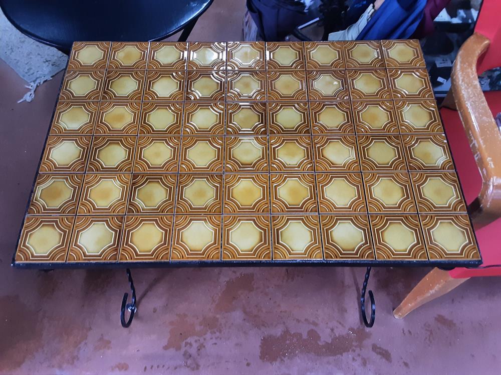 TABLETTE CARRELÉE BEIGE 