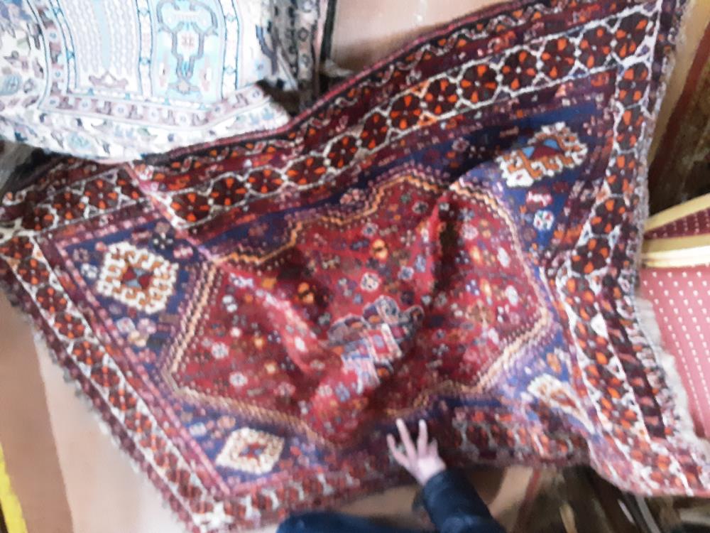 TAPIS LAINE ROUGE/BLEU MM