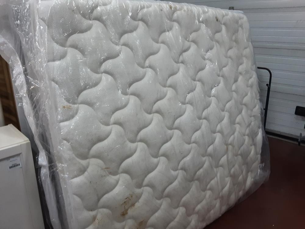 MATELAS 180X200