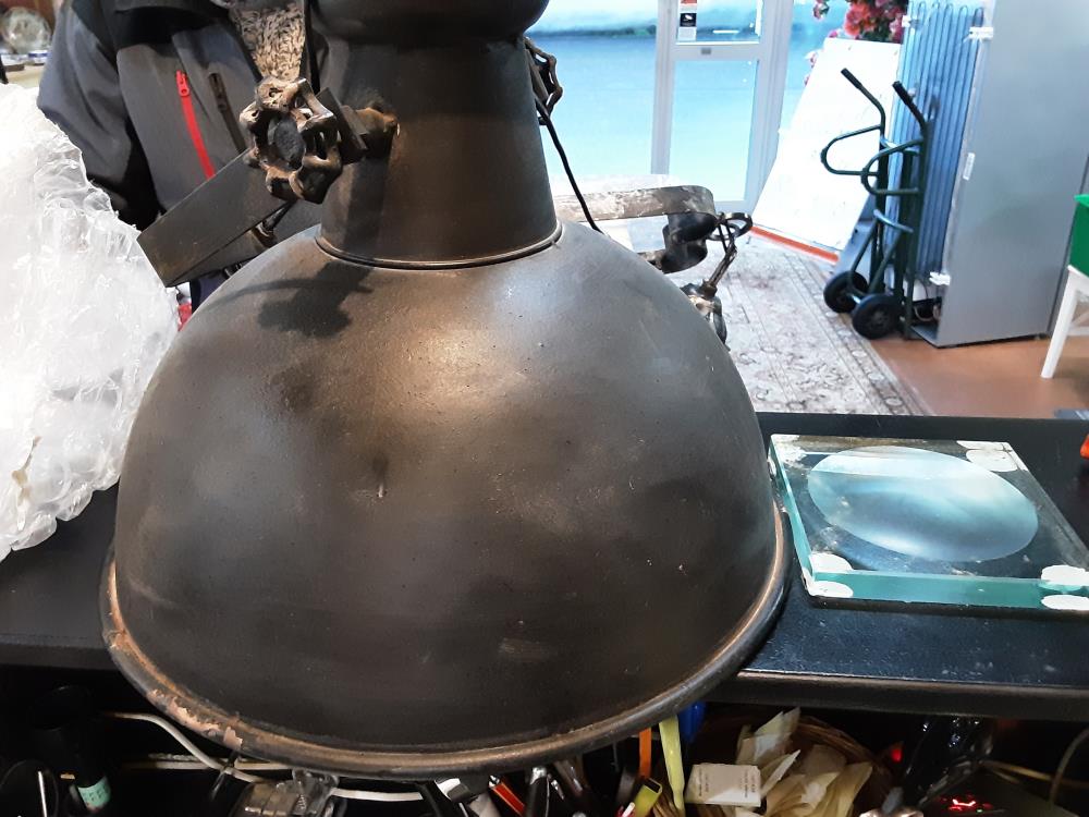 PLAFONNIER INDUSTRIEL