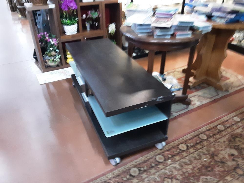 MEUBLE TELE SUR ROULETTE