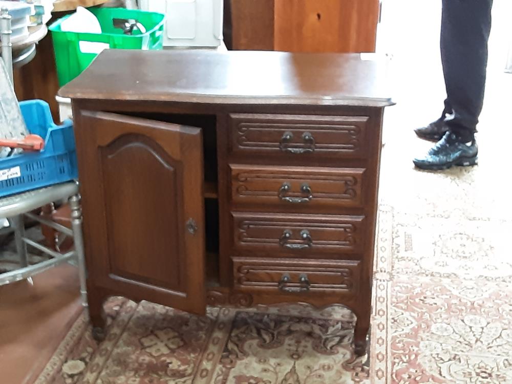 MEUBLE BAS BOIS 4T 1P + CLEF