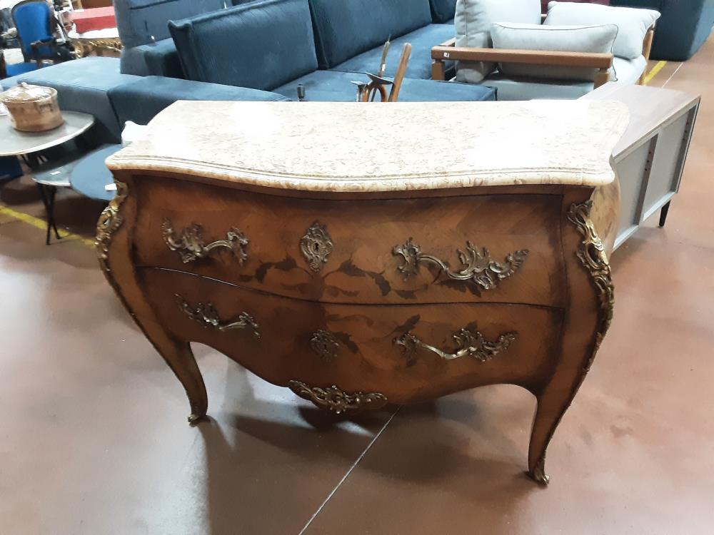 COMMODE GALBÉE MARQUETÉ MARBRE