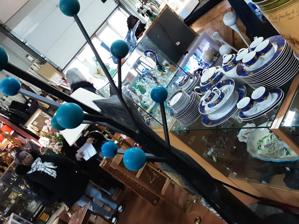 PORTE MANTEAU BOULE BLEU