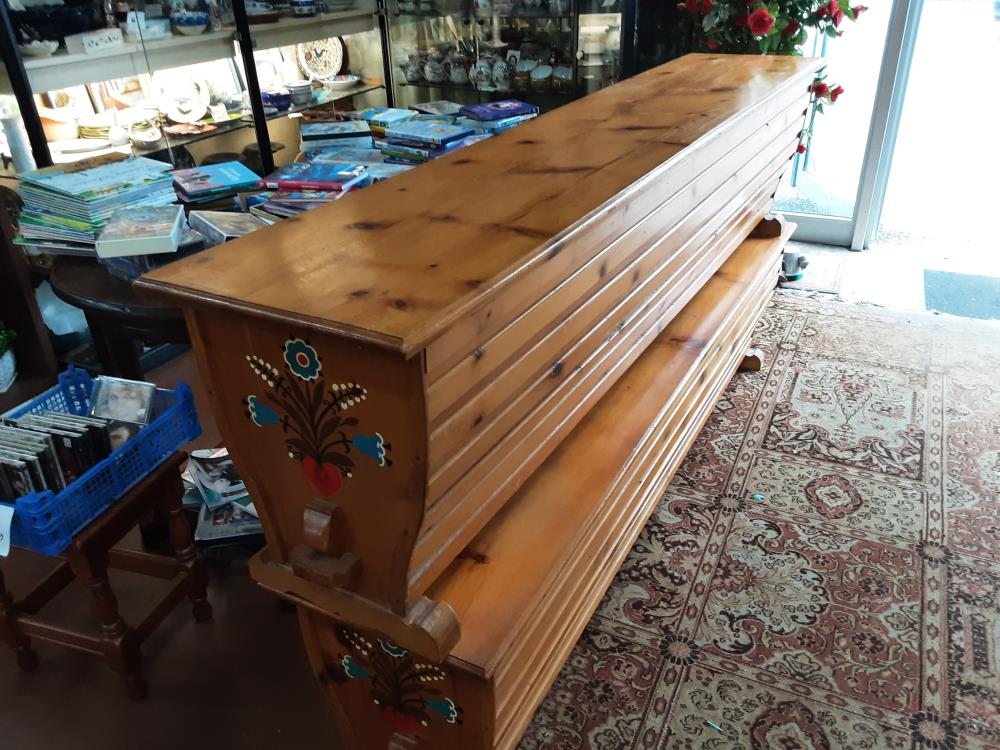 BANC COFFRE PIN  + CLEF