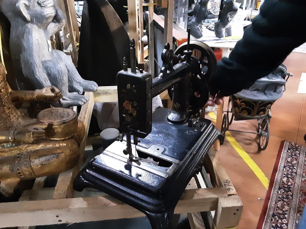 MACHINE A COUDRE SINGER 