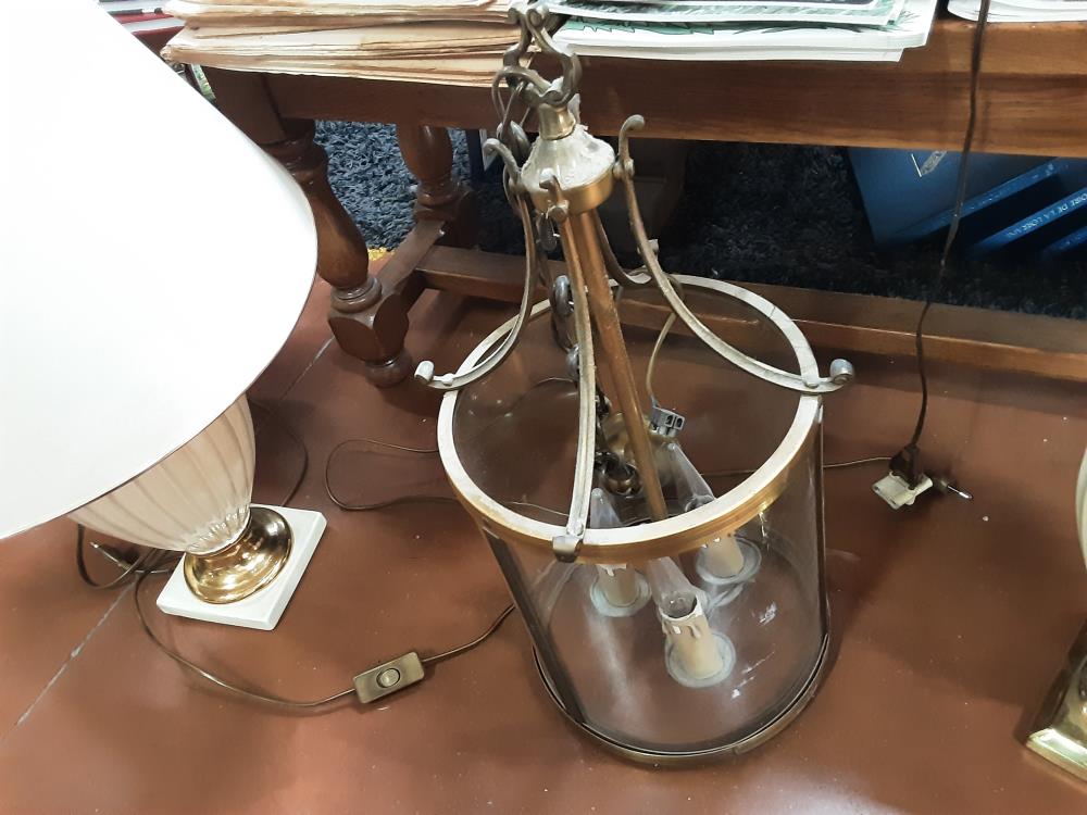 LUSTRE VERRE 3 FEUX DORE