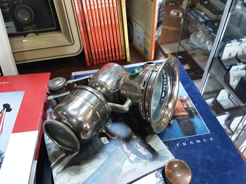 LANTERNE A CARBURE SOLUX