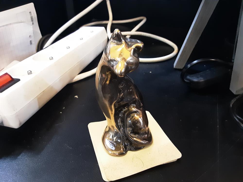 CHAT BRONZE SIGNÉ YVES LOHE