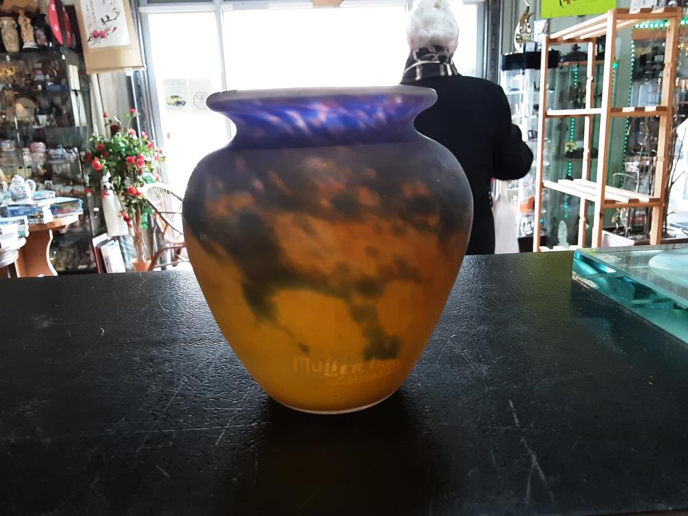 VASE MULLER FRERE LUNEVILLE (ECLAT)
