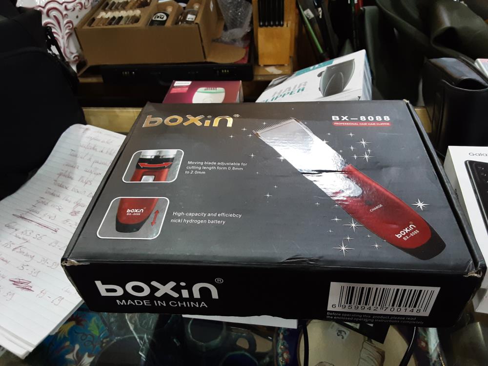 TONDEUSE BOXIN BX8088