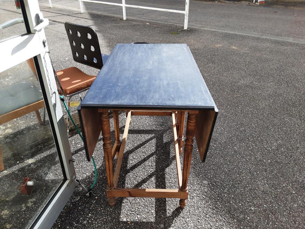 TABLE BOIS PLATEAU NOIR