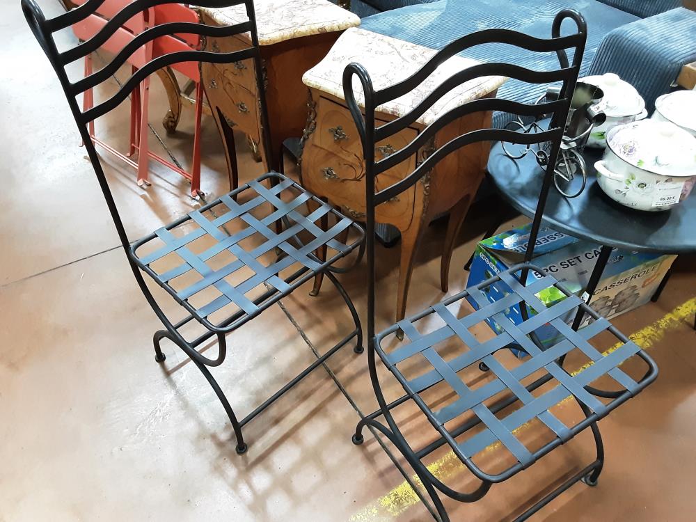 CHAISE METALLIQUE NOIR