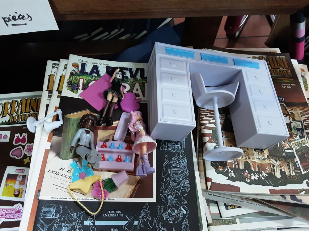 LOT FIGURINES MONSTER HIGH