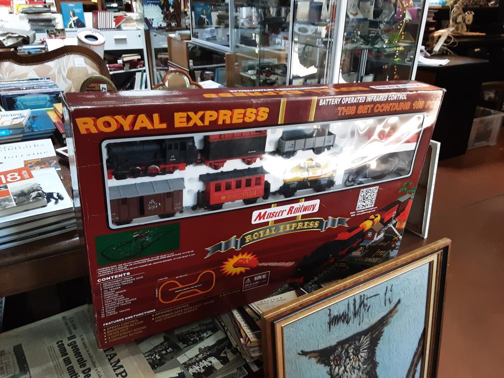 CIRCUIT TRAIN ROYAL EXPRESS