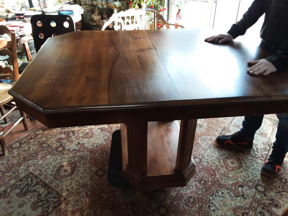 TABLE CARRE BOIS FONCE ALLONGE INTEGRE