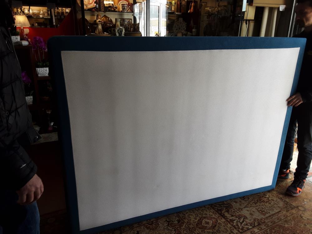 SOMMIER TAPISSER BLEU 140X190