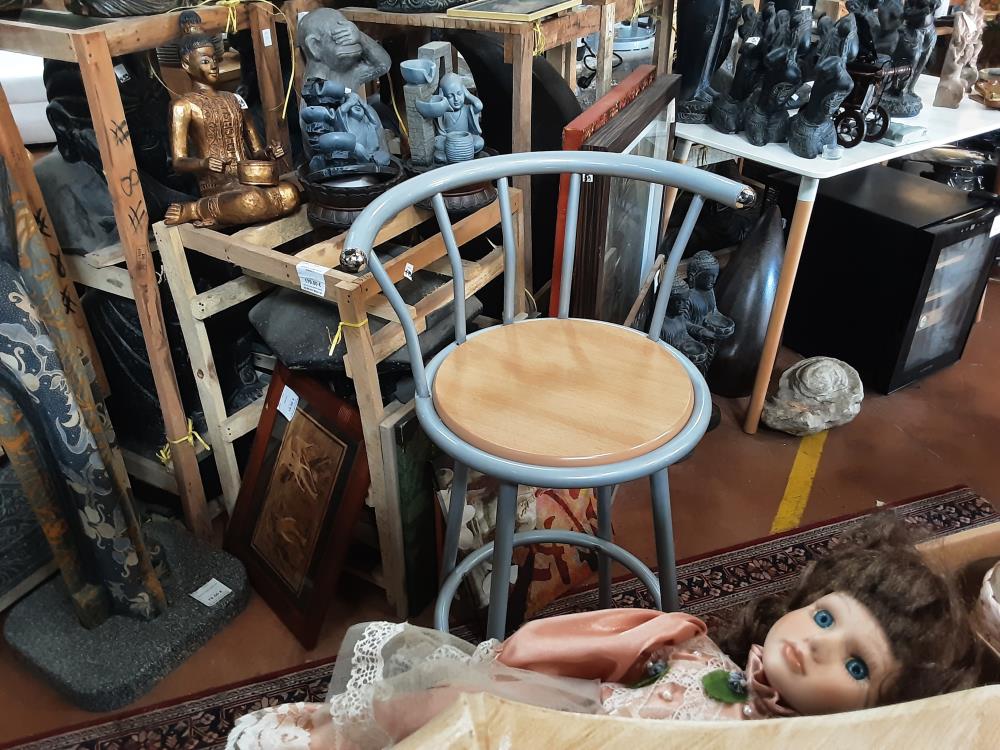 TABOURET GRIS MÉTALLIQUE 