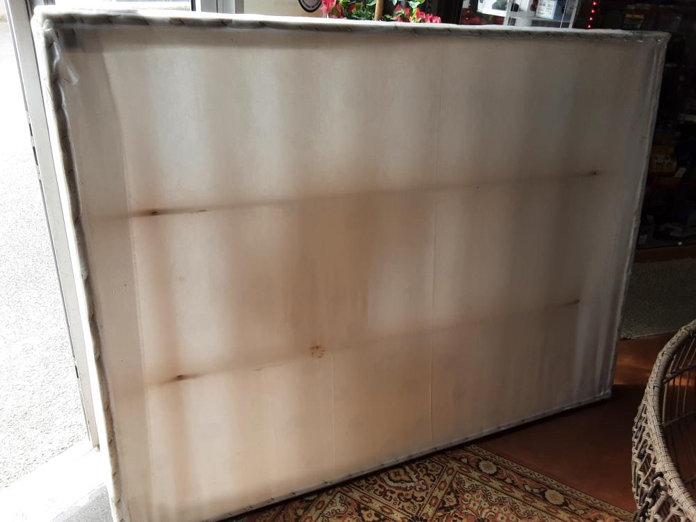 SOMMIER TAPISSE  9 LATTES 140X190