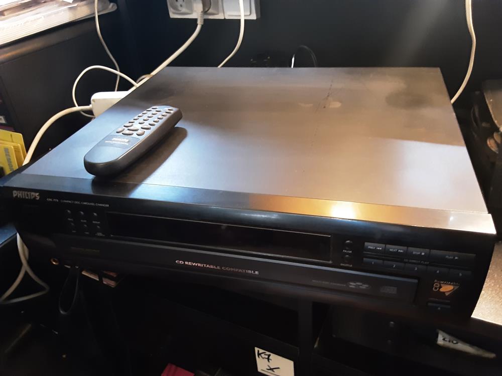LECTEUR 5 CD PHILIPS + TEL