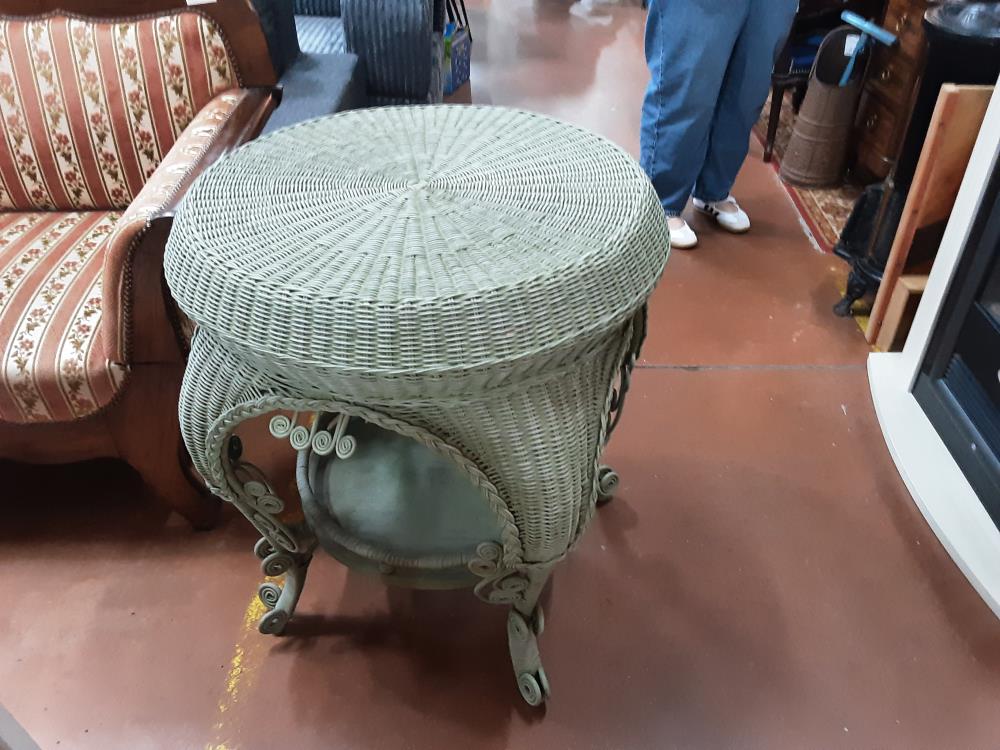 TABLE VERT OSIER