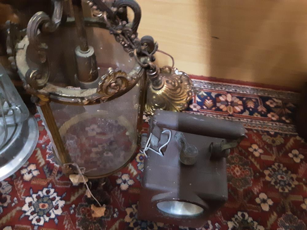 LAMPE ANCIENNE