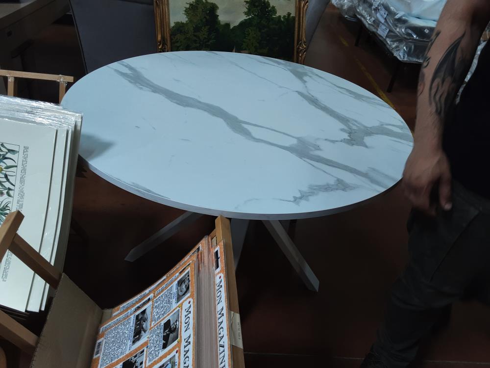 TABLE RONDE EFFET MARBRE 